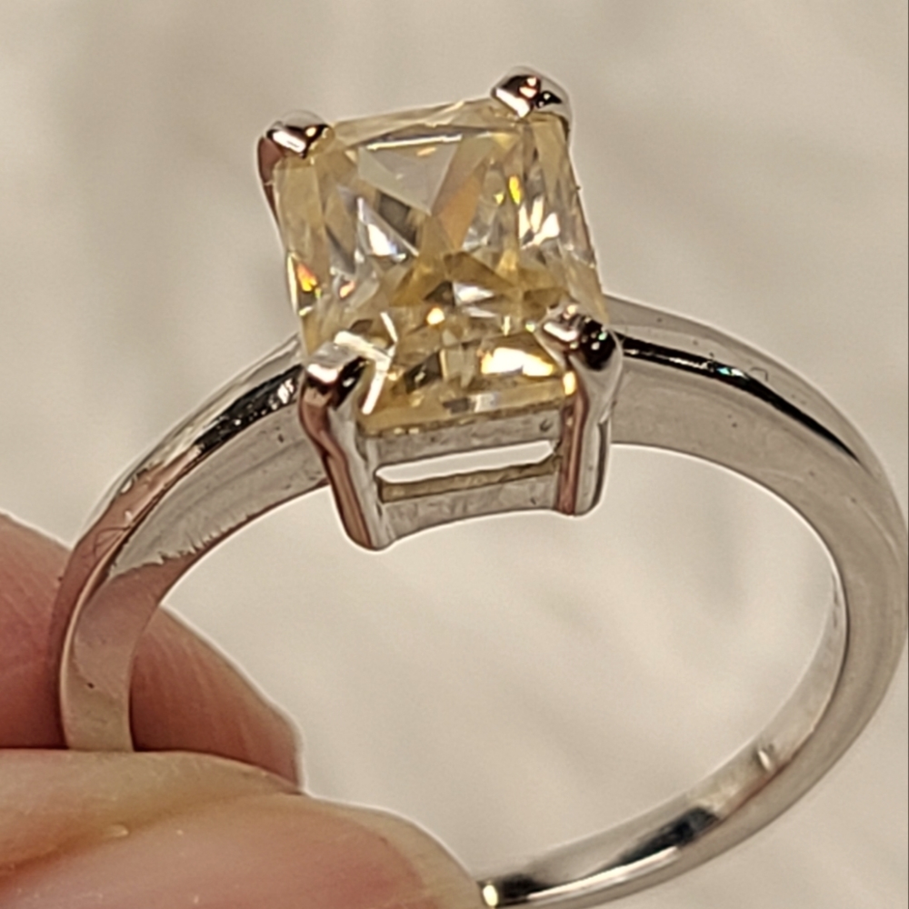 Moissanite Radiant cut Solitare Ring